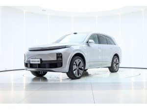 Li Auto L8 2025