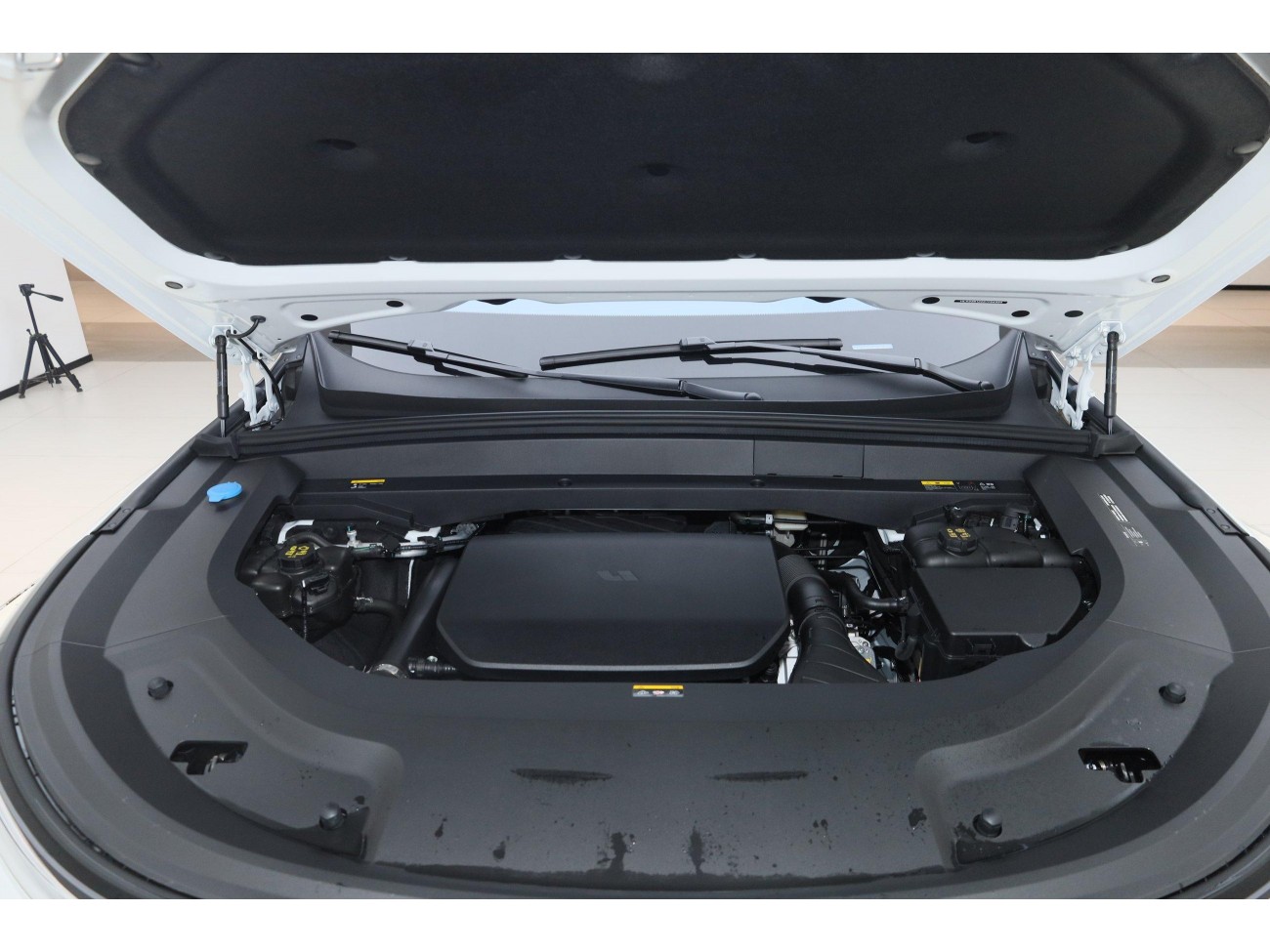 Li Auto L8 2025