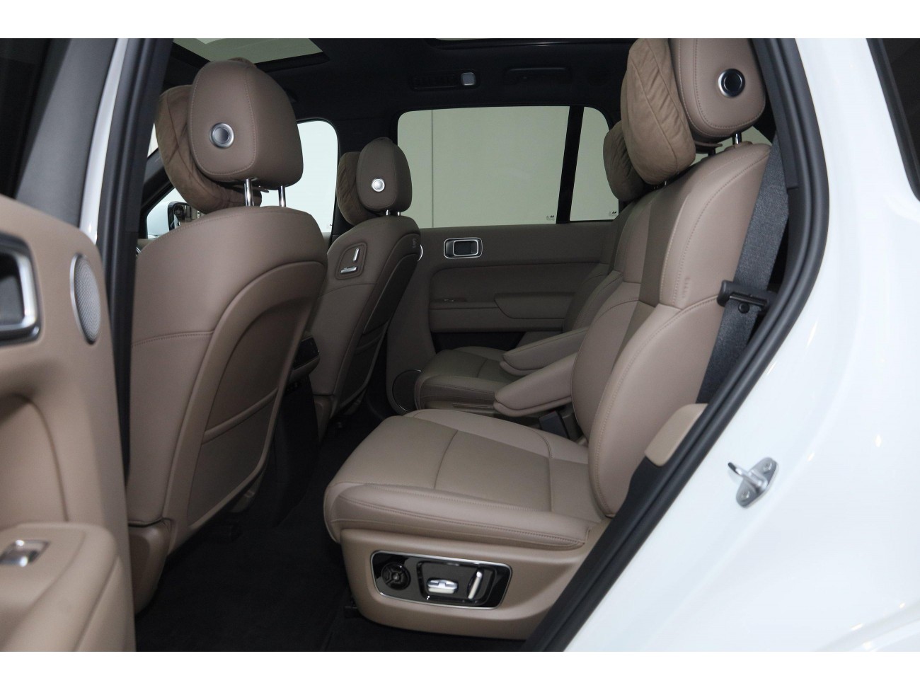 Li Auto L8 2025