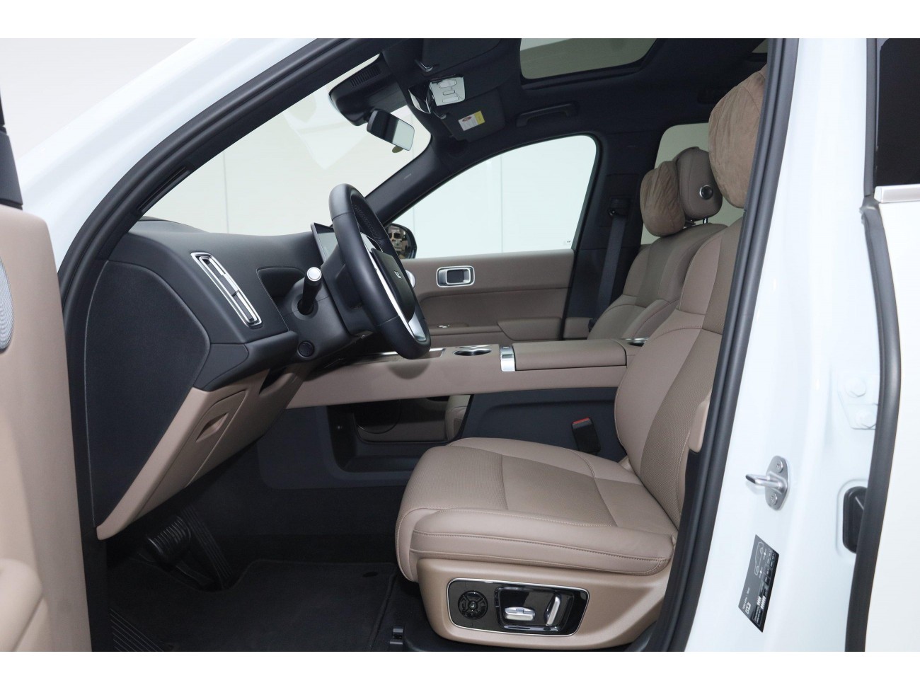 Li Auto L8 2025