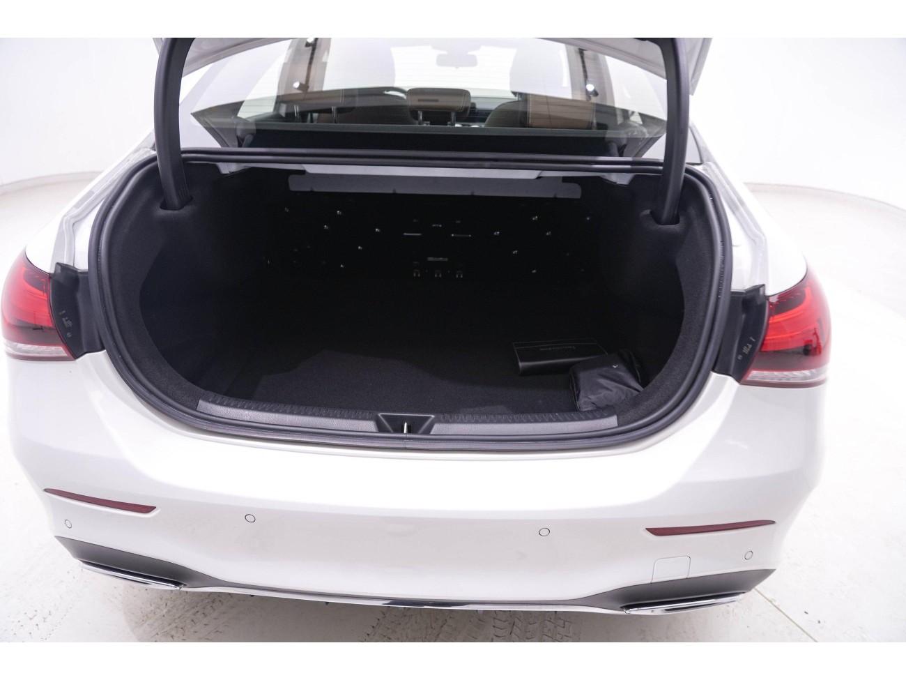 Mercedes-Benz A 200 L 2021