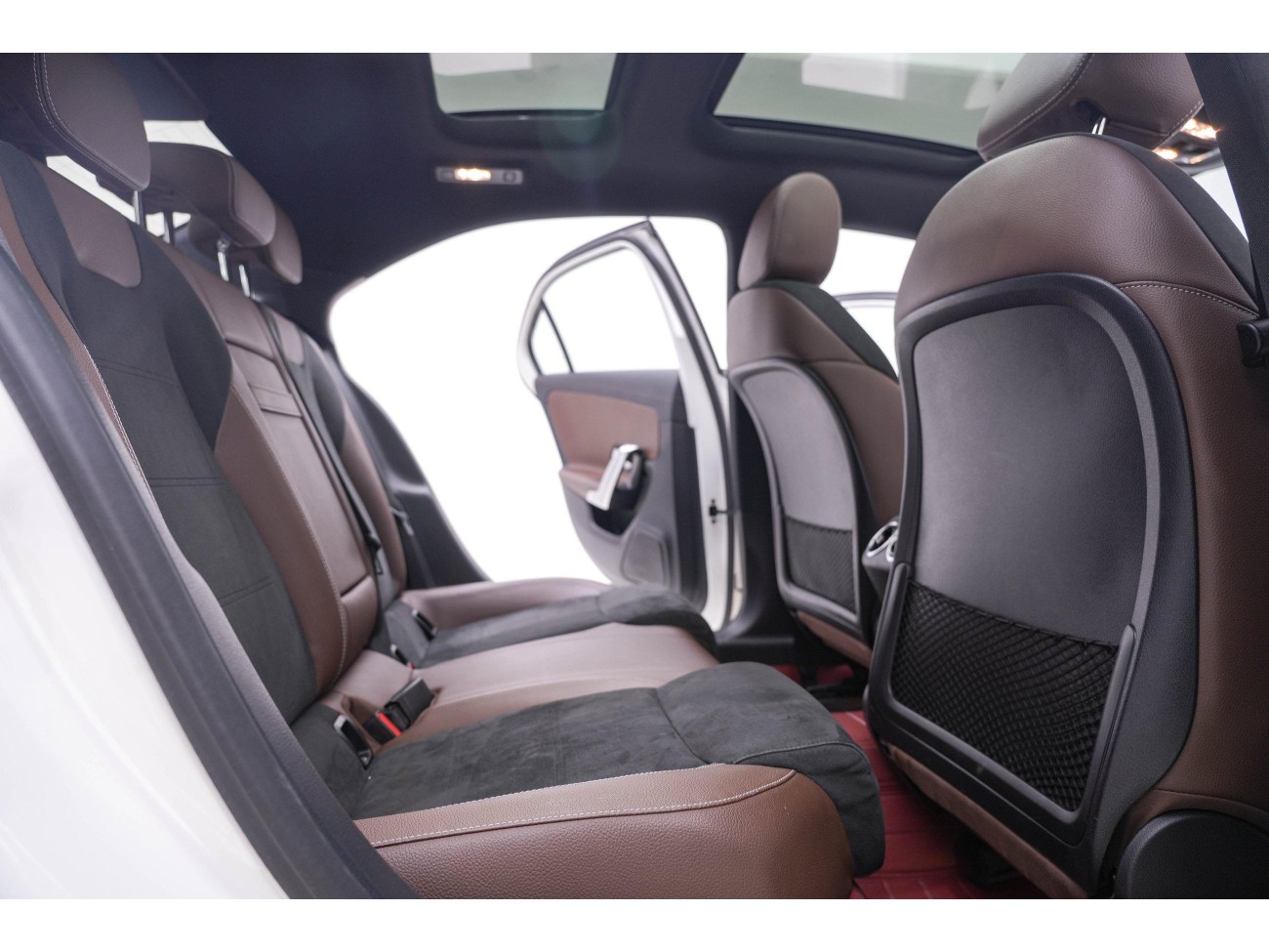 Mercedes-Benz A 200 L 2021