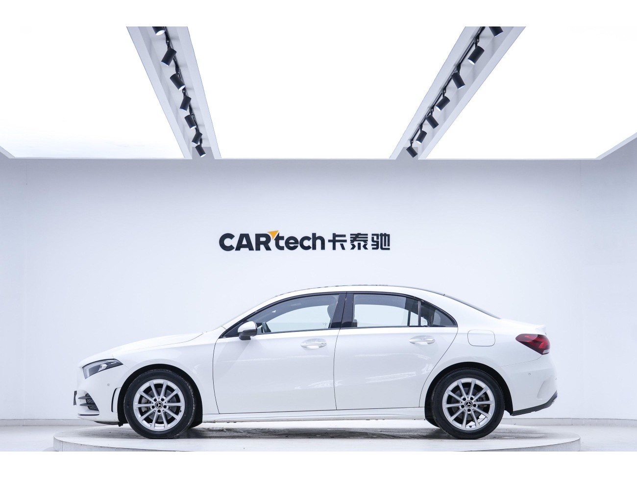 Mercedes-Benz A 200 L 2021