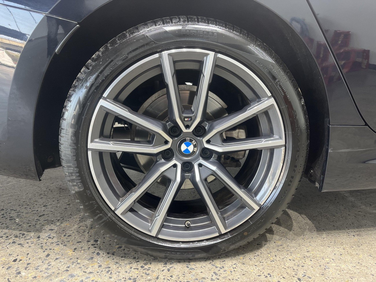 BMW 325Li 2021