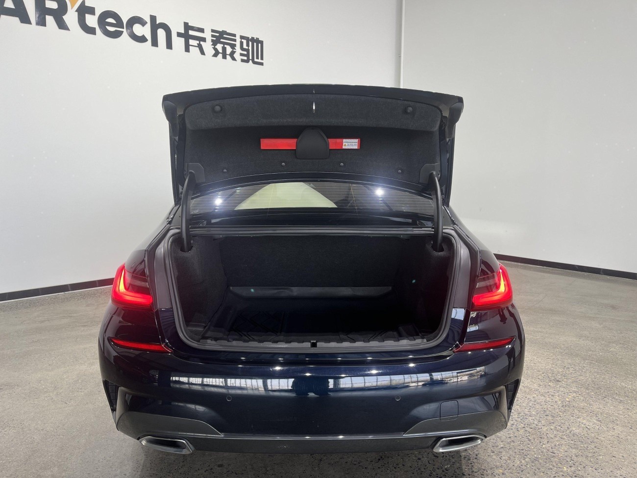BMW 325Li 2021