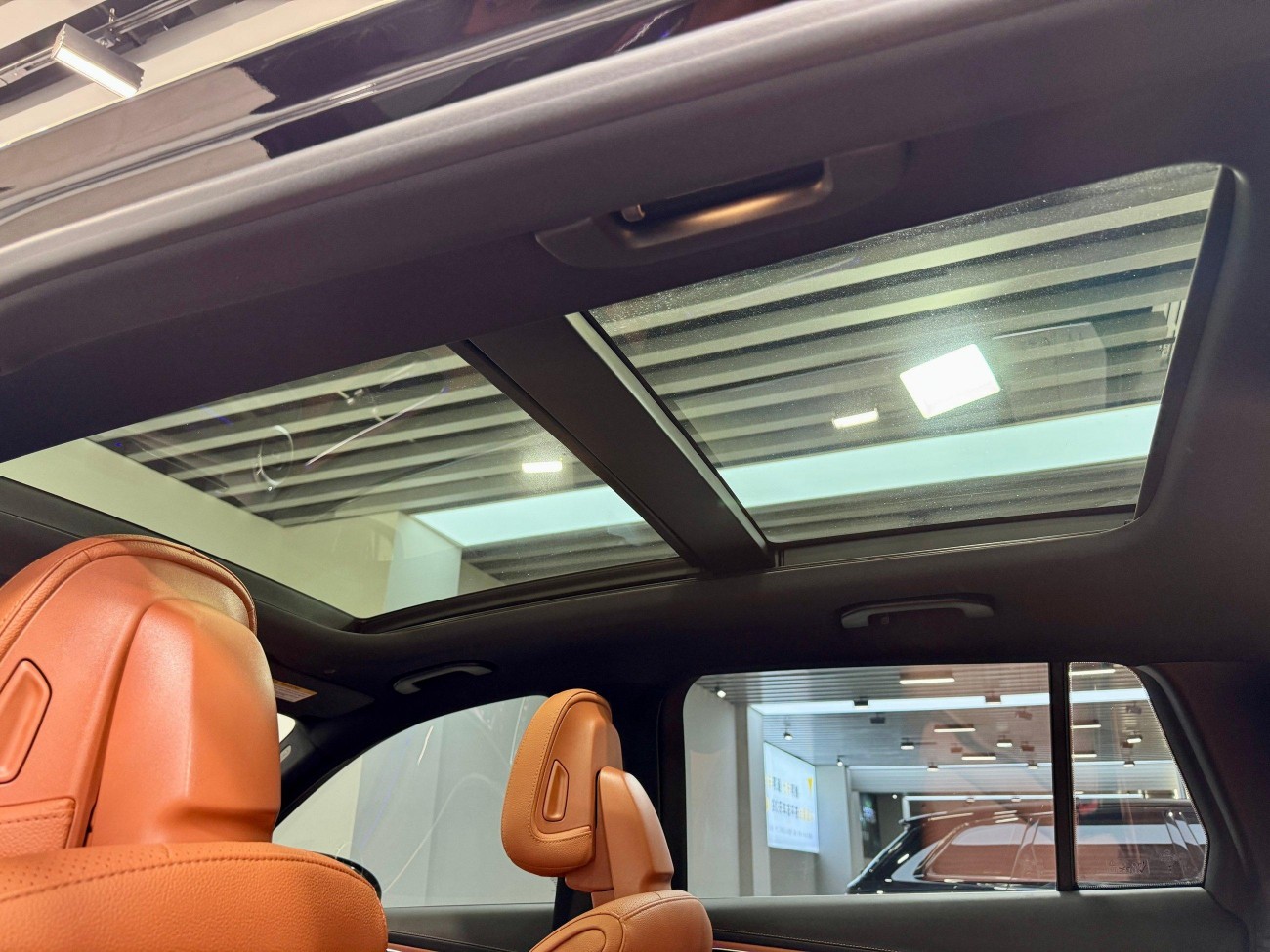 Mercedes-Benz GLC 260 L 2023