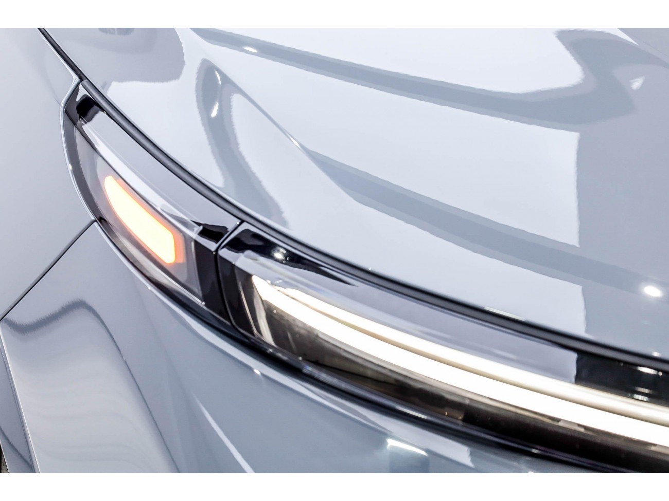 Li Auto L8 2025