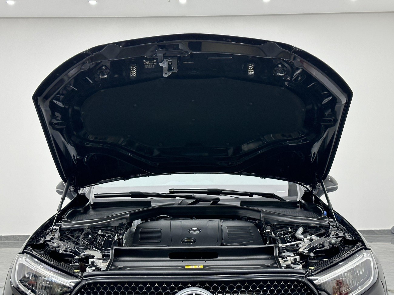 Mercedes-Benz GLC 300 L 2023