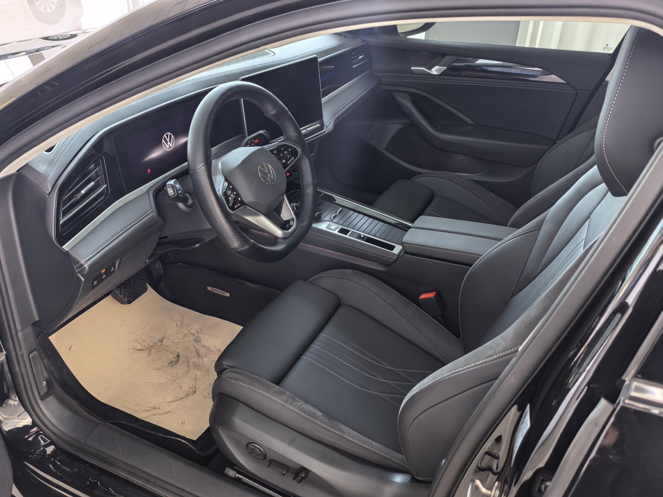 Volkswagen Magotan 2025