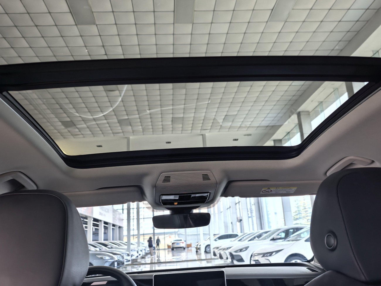 Volkswagen Magotan 2025