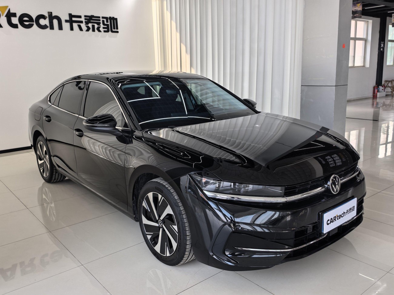 Volkswagen Magotan 2025