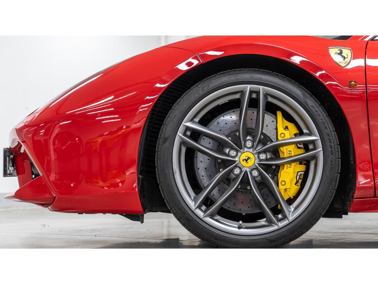 Ferrari 488 2019