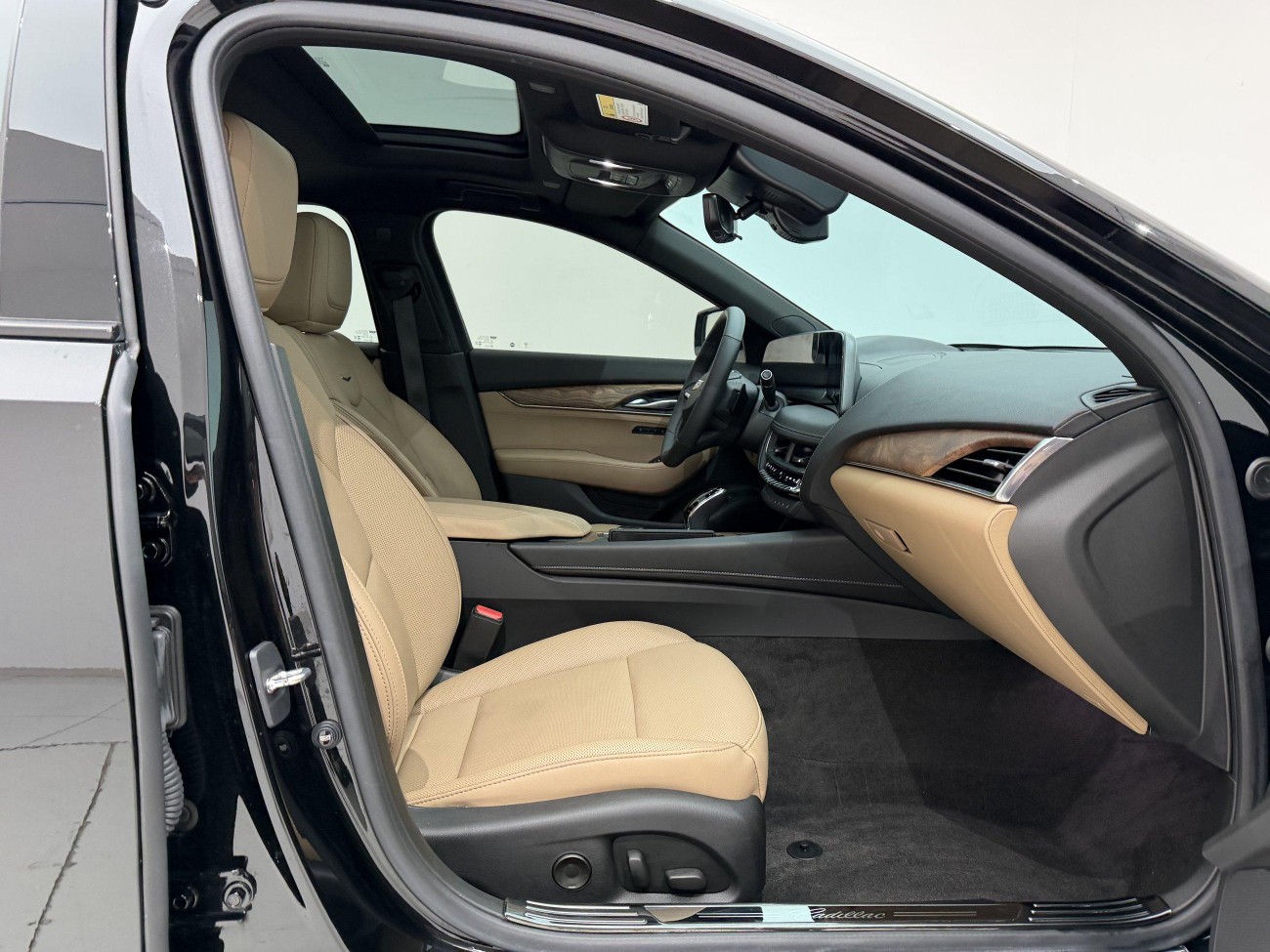 Cadillac CT5 2024