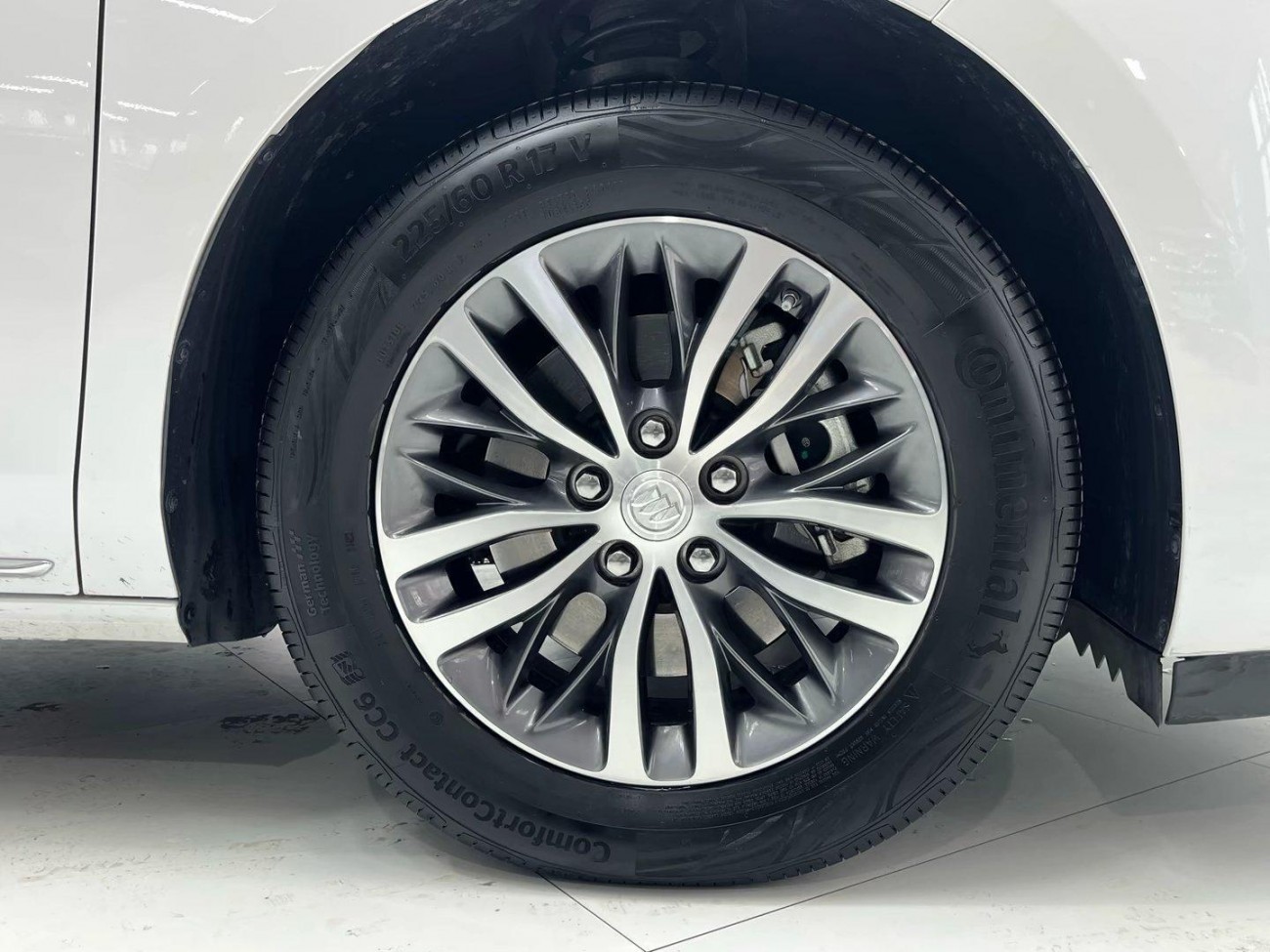 Buick GL8 2023