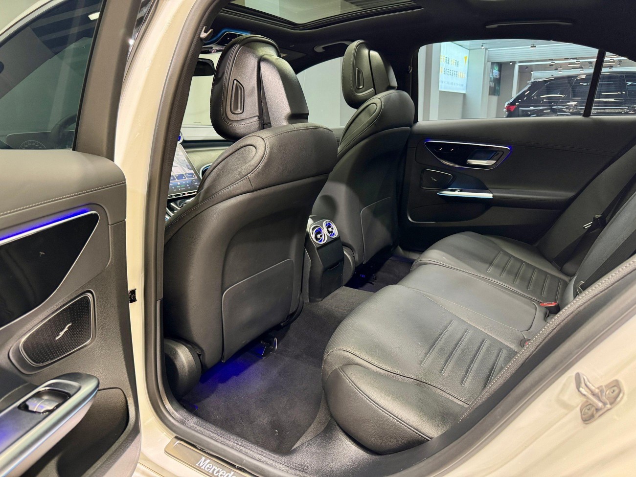 Mercedes-Benz C 260 L 2025