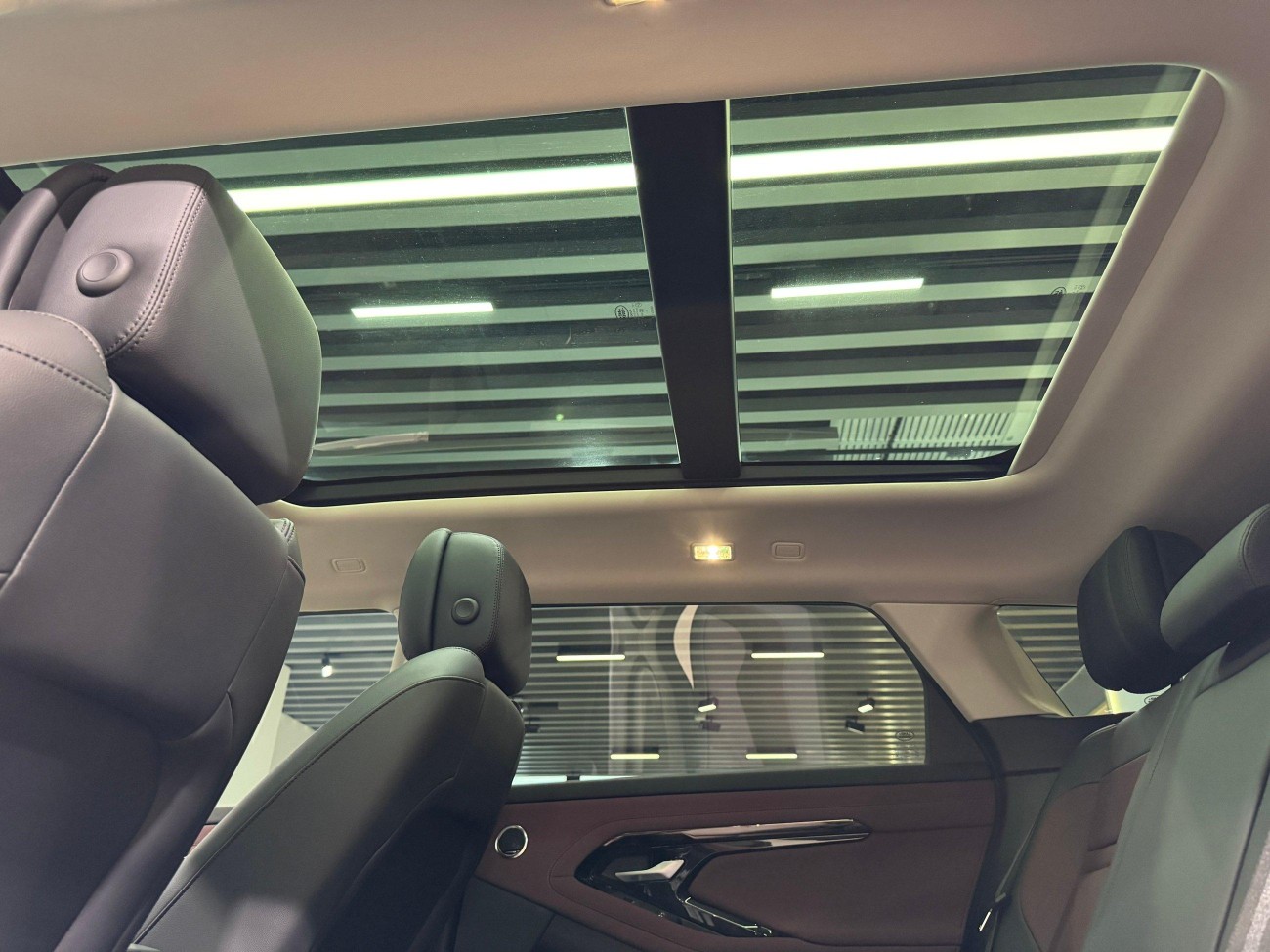 Land Rover Range Rover 2025
