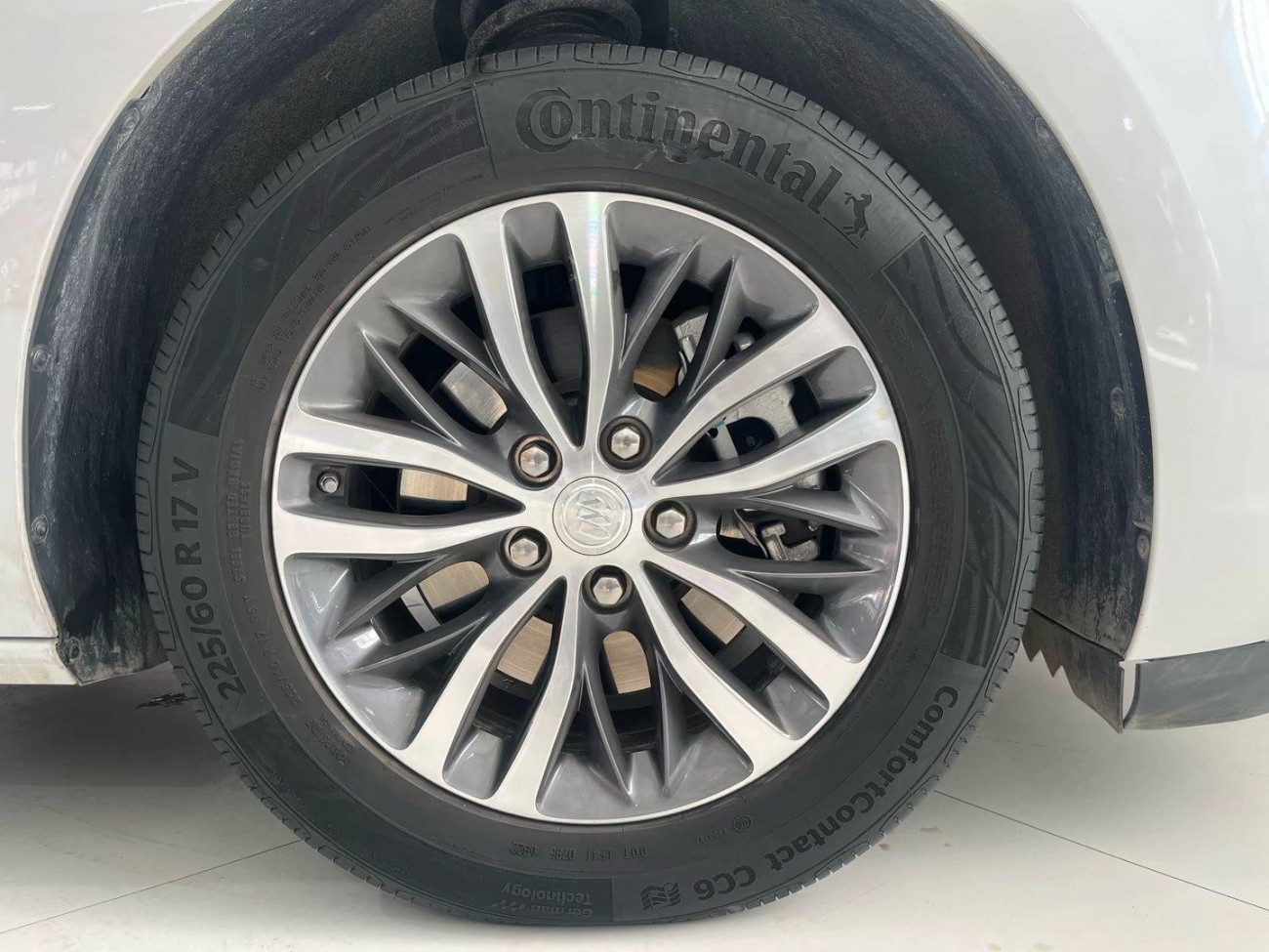 Buick GL8 2023