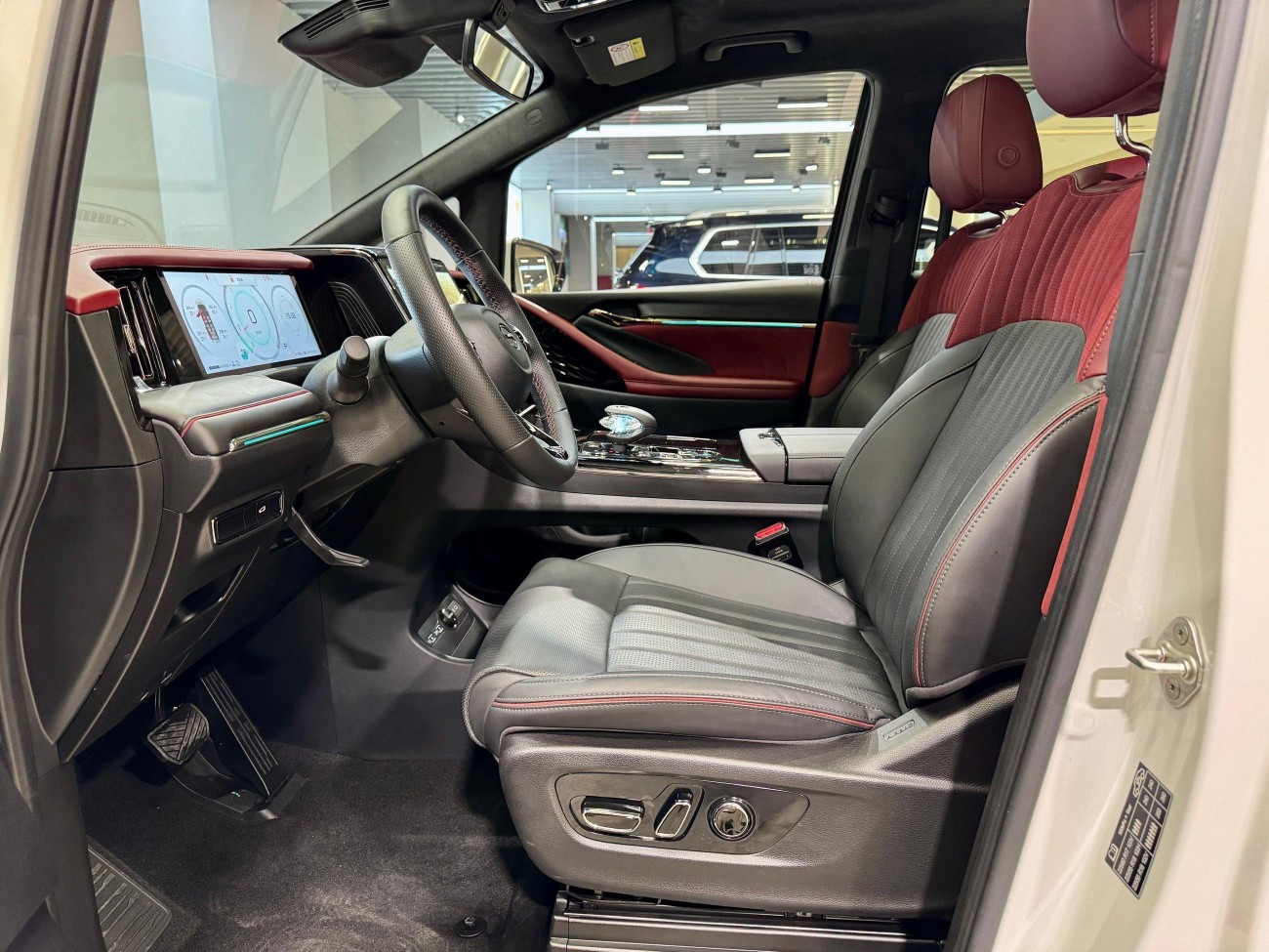 Trumpchi M8 2024