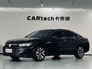 Volkswagen Passat 2025