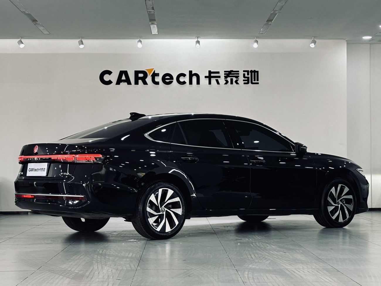 Volkswagen Passat 2025