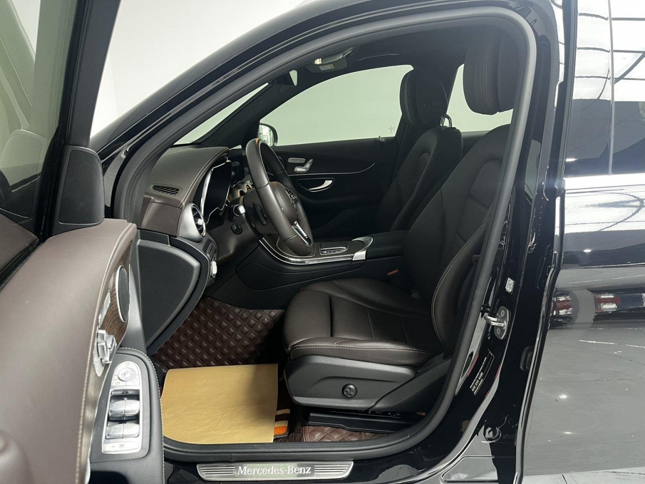 Mercedes-Benz GLC 300 L 2023