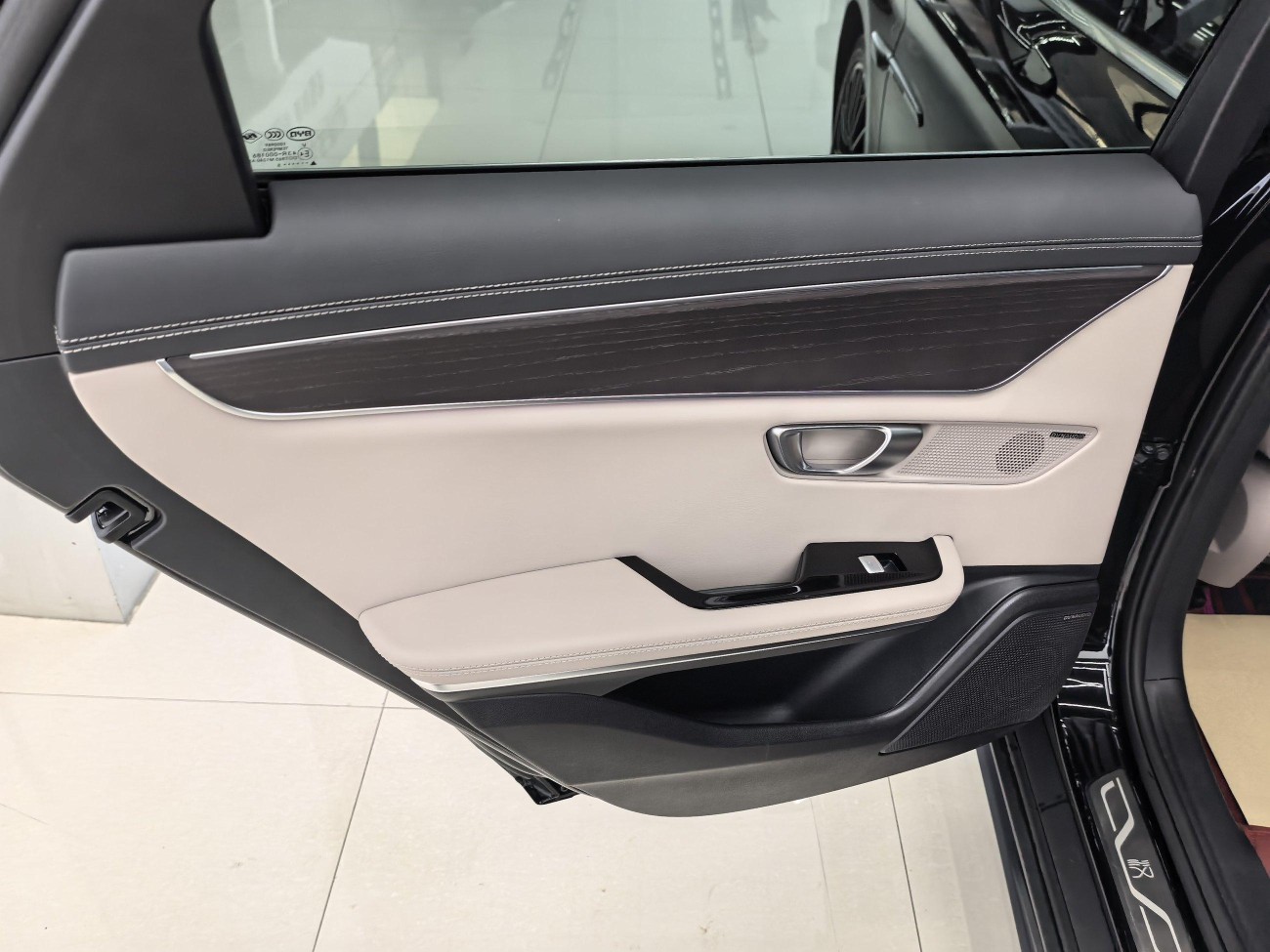 BYD Han 2025