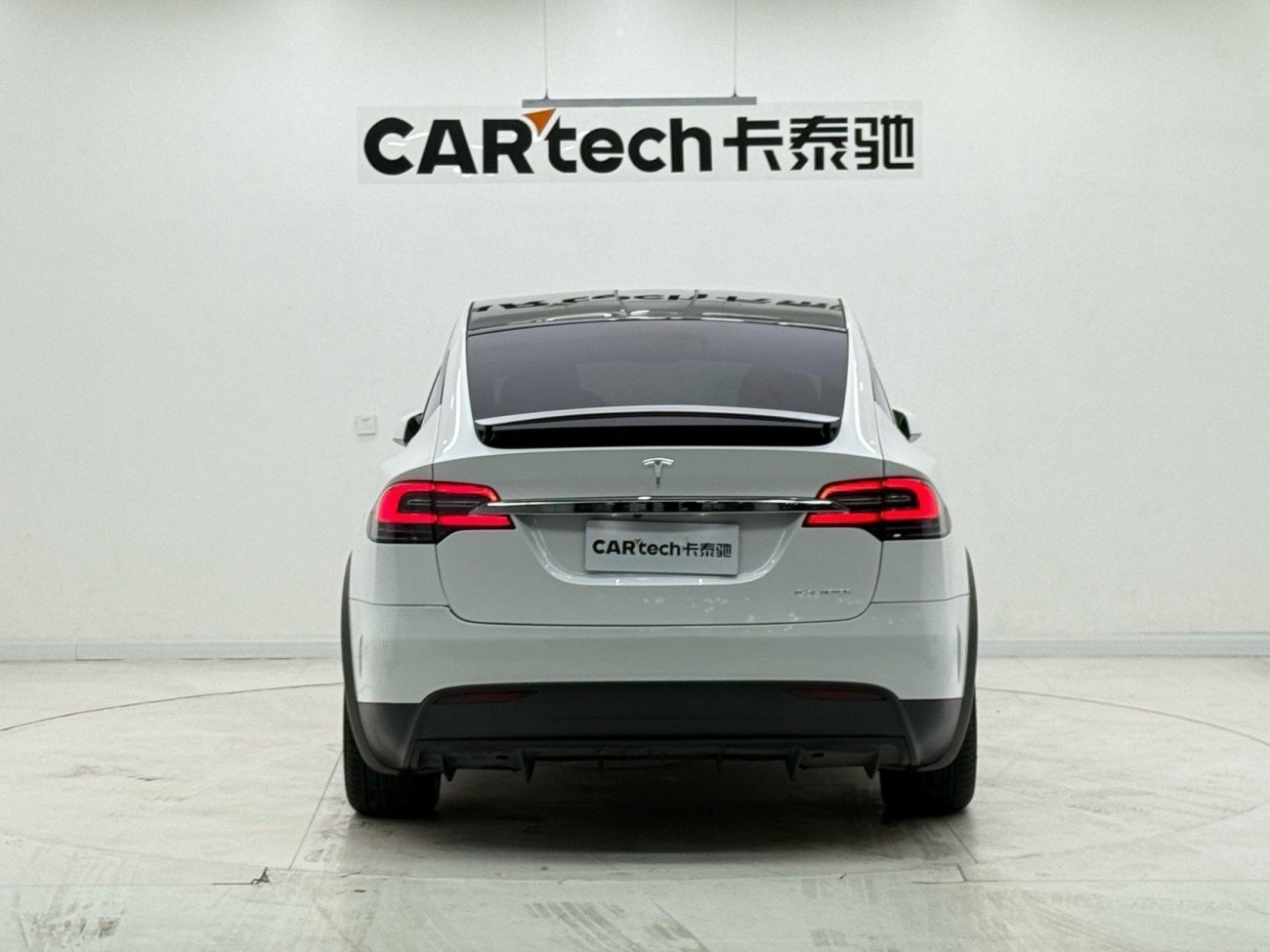 Tesla Model X 2020