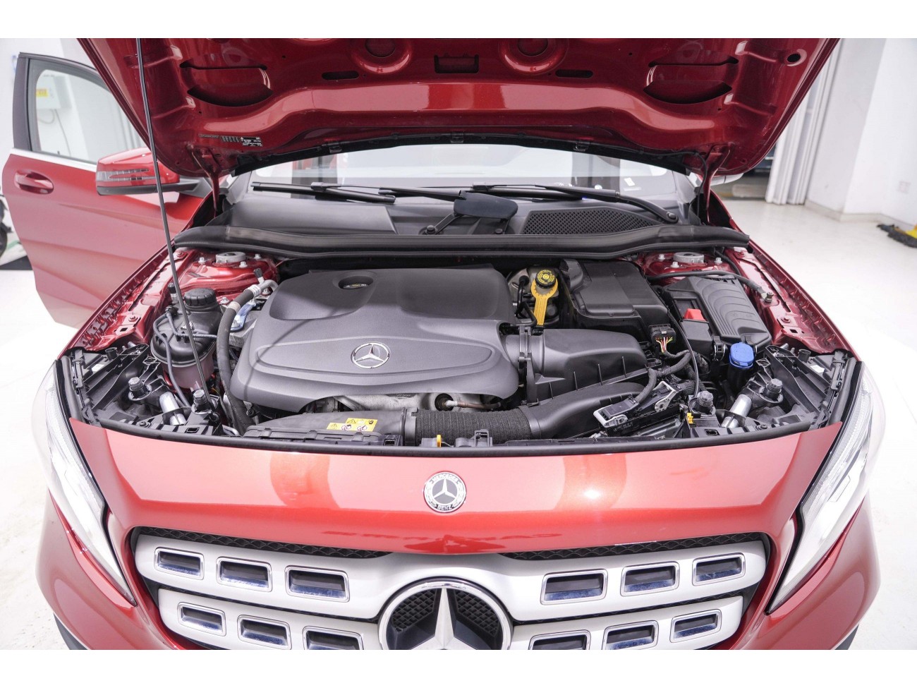 Mercedes-Benz GLA 200 2019