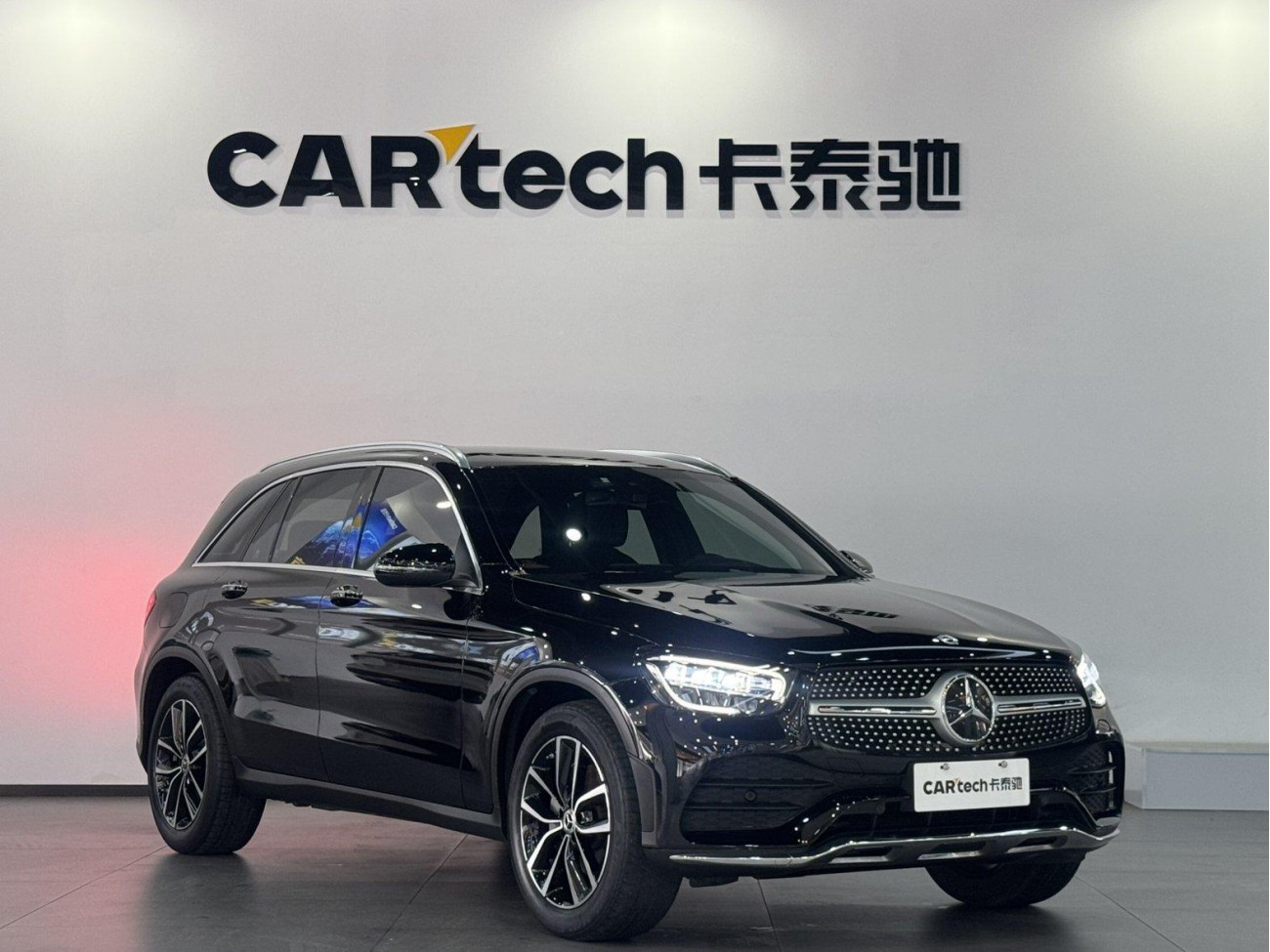 Mercedes-Benz GLC 260 L 2021