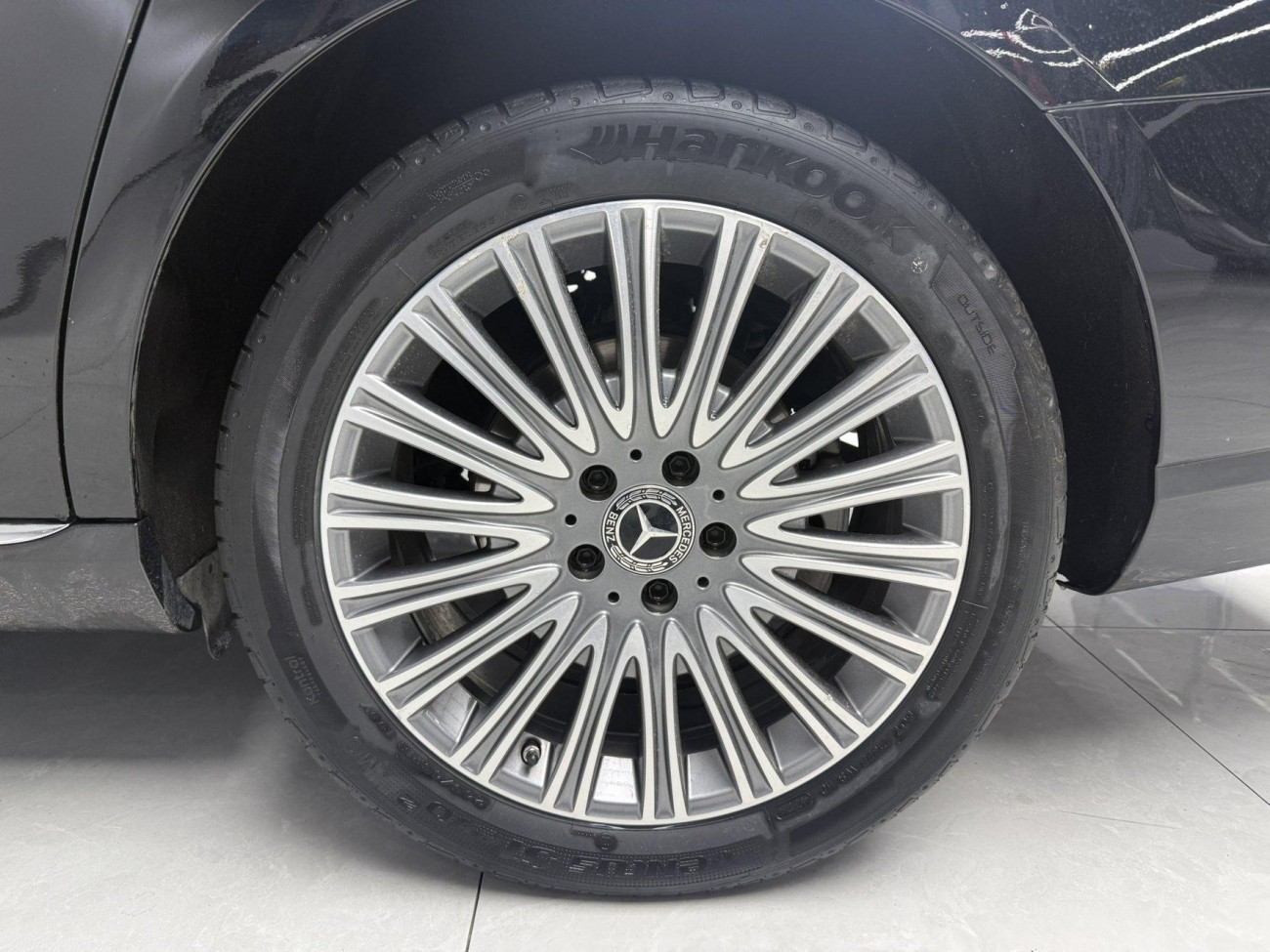 Mercedes-Benz E 300 L 2022