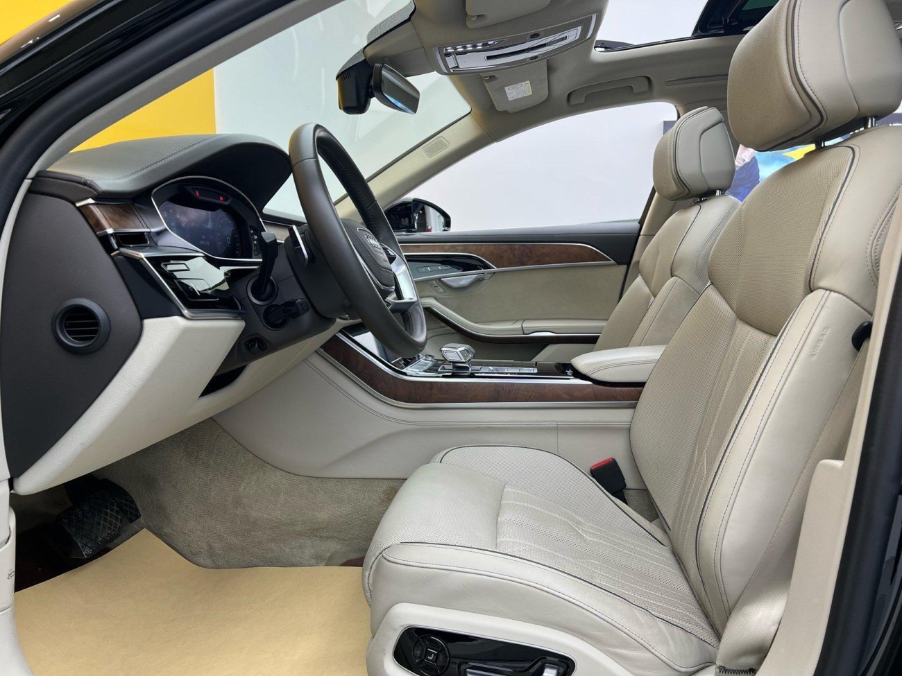 Audi A8L 55 TFSI 2020