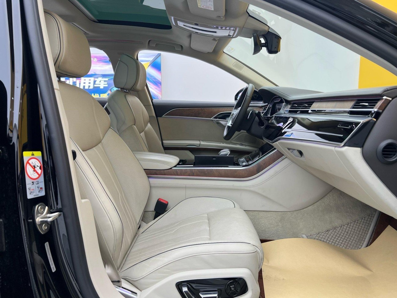 Audi A8L 55 TFSI 2020