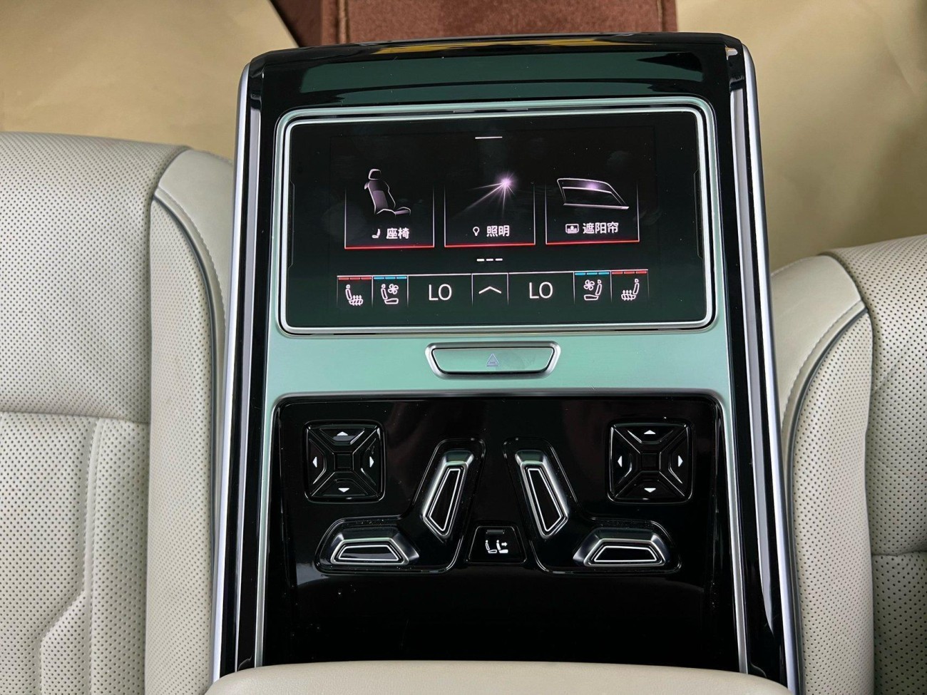 Audi A8L 55 TFSI 2020