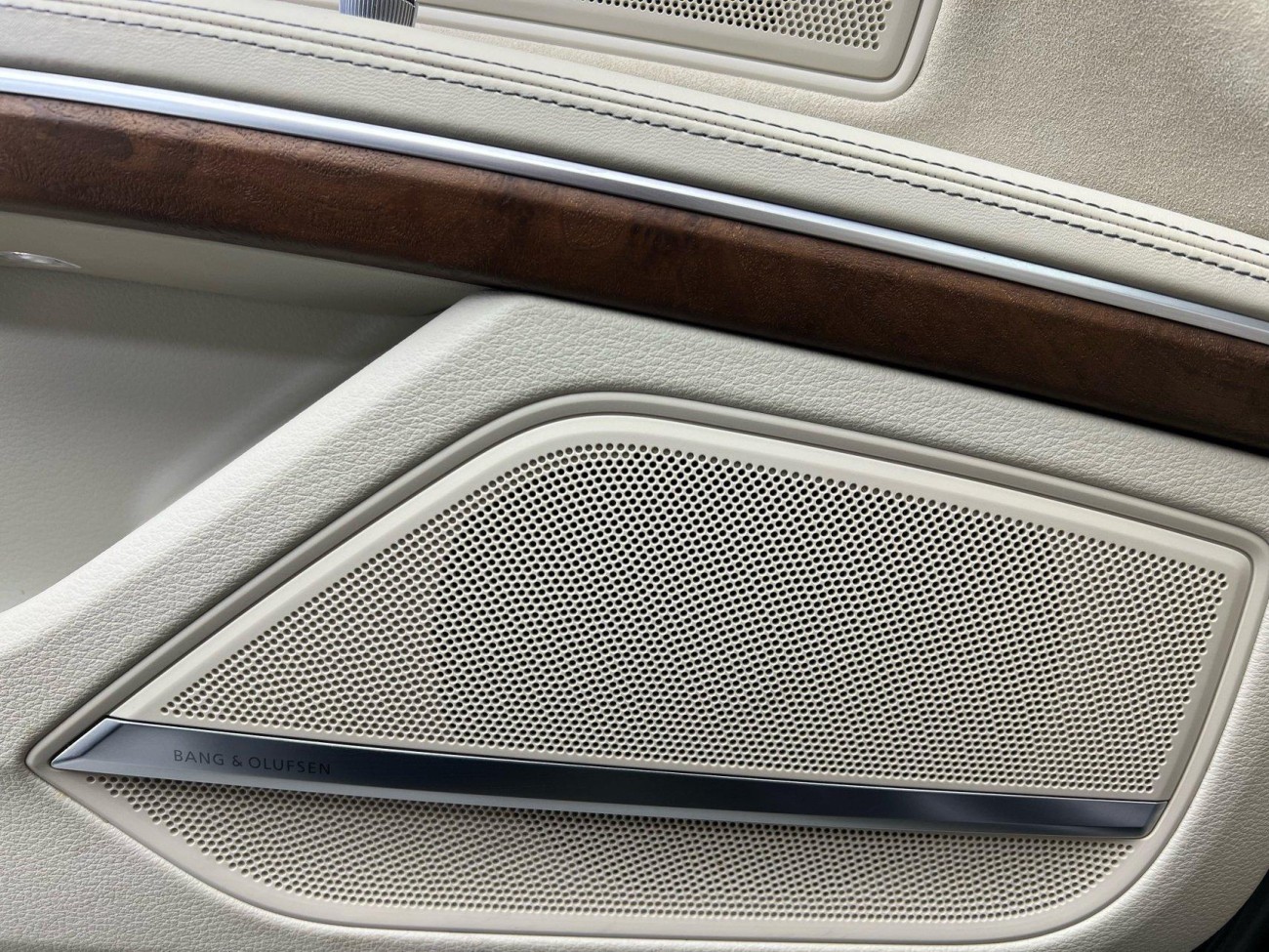 Audi A8L 55 TFSI 2020