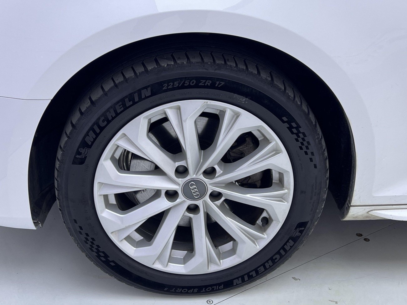 Audi A4L 40 TFSI 2019