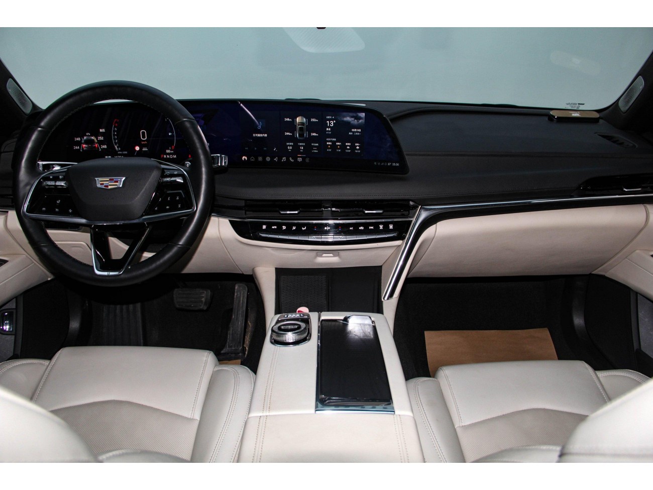 Cadillac CT6 2024