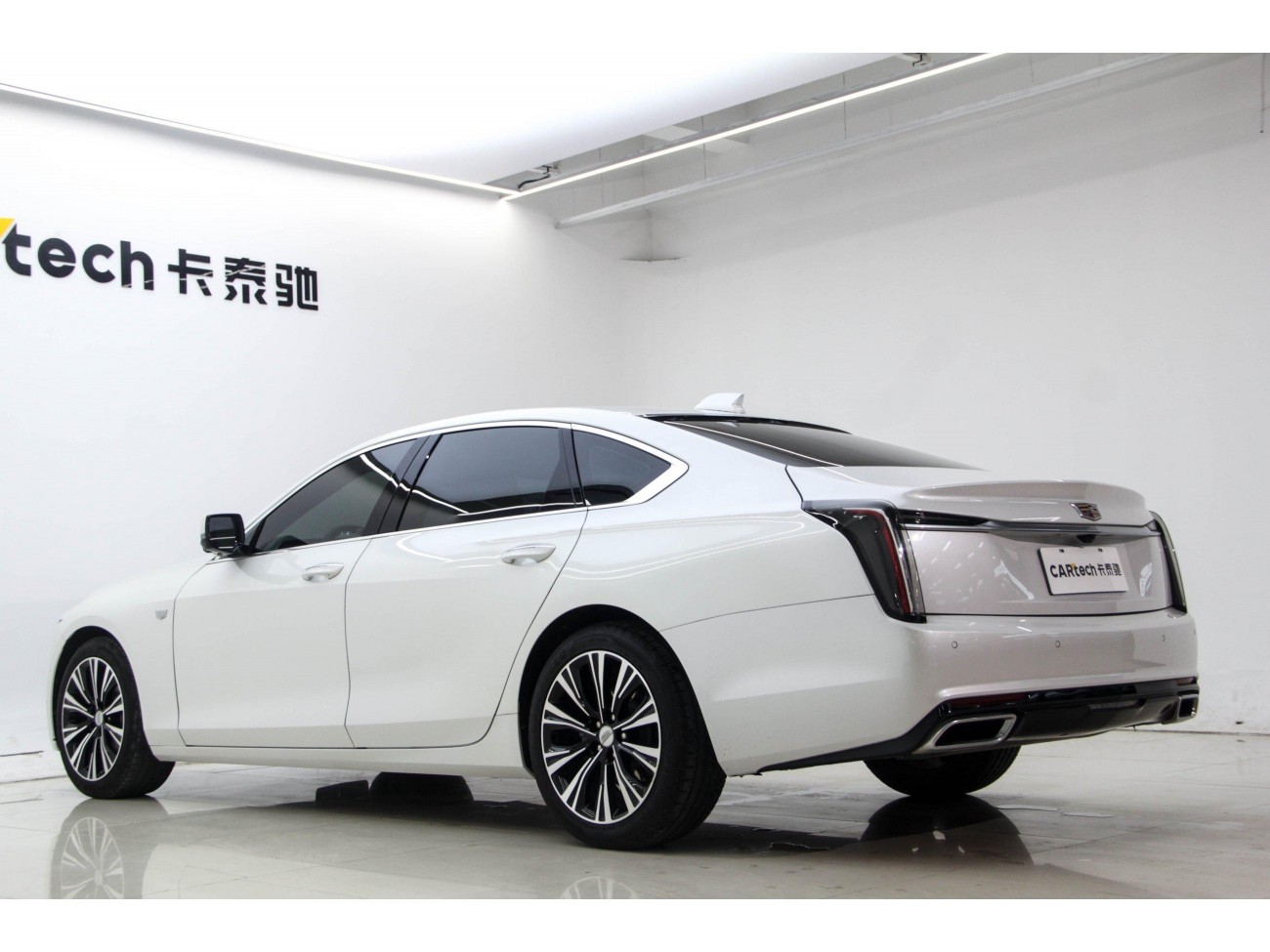 Cadillac CT6 2024