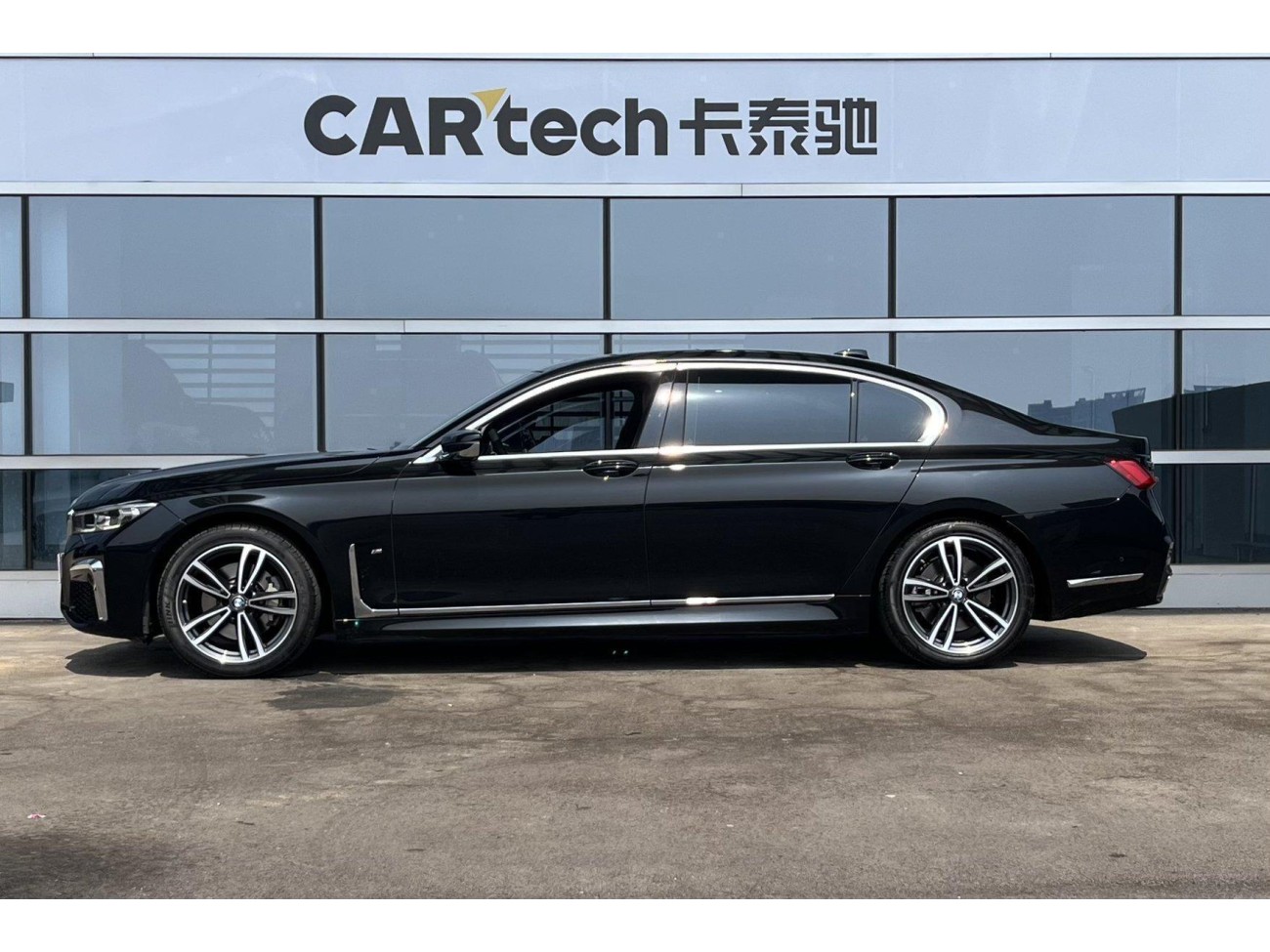 BMW 730Li 2021
