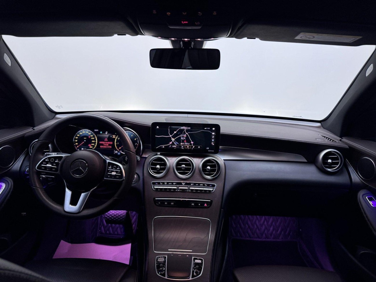 Mercedes-Benz GLC 260 L 2021