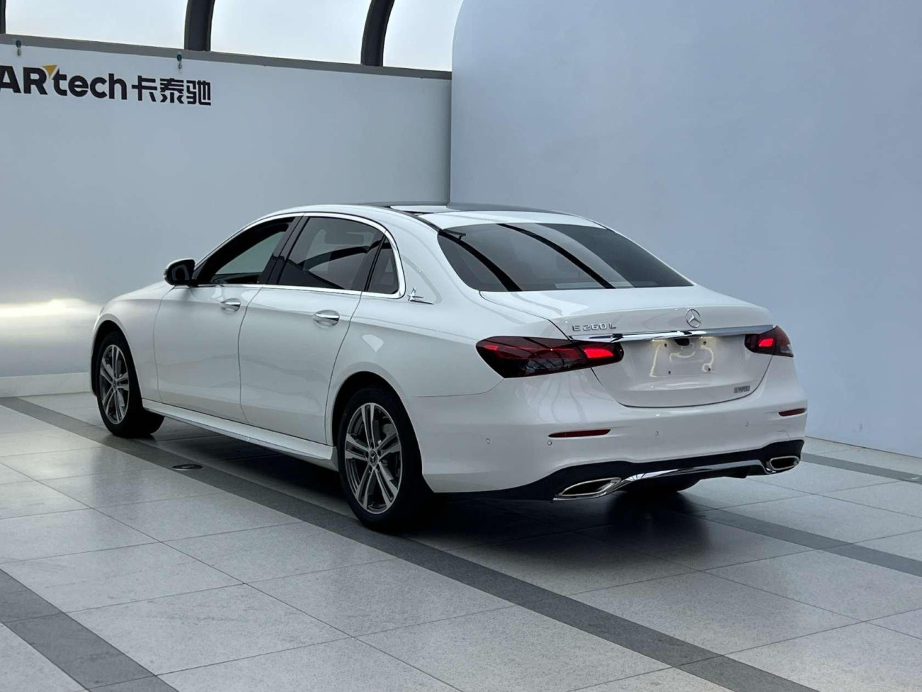 Mercedes-Benz E 260 L 2021