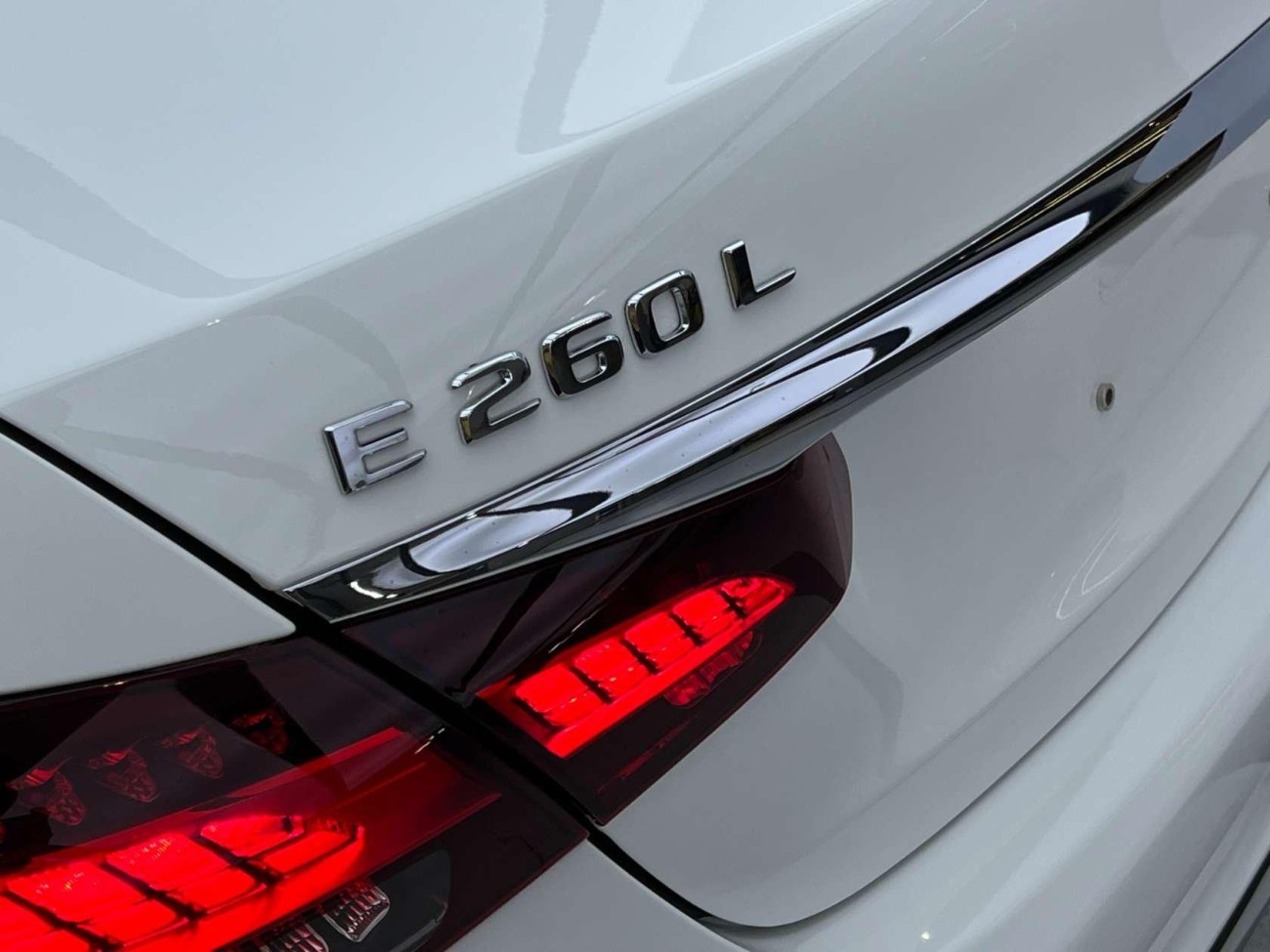 Mercedes-Benz E 260 L 2021