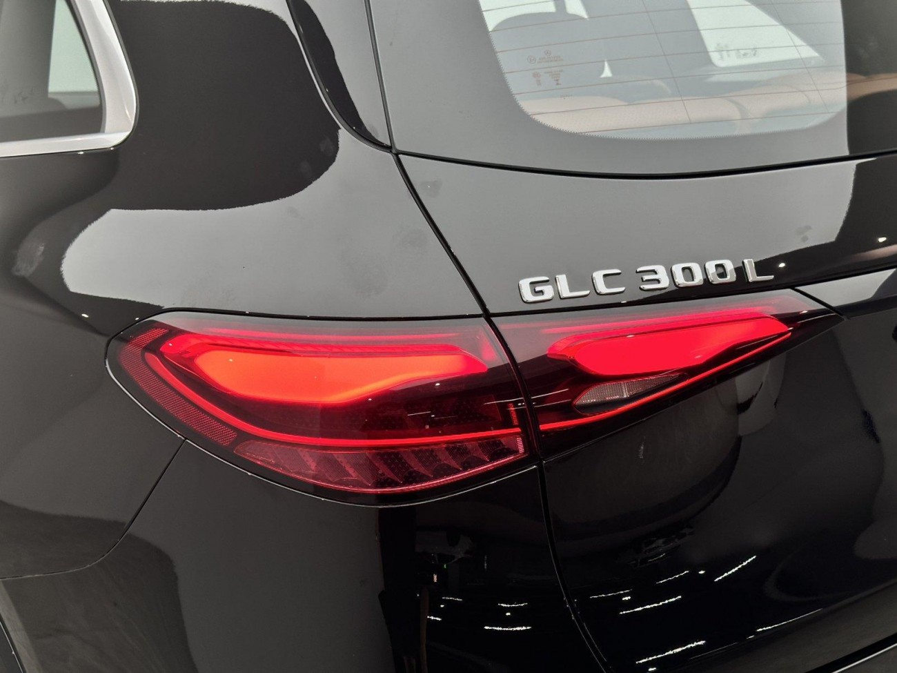 Mercedes-Benz GLC 300 L 2023