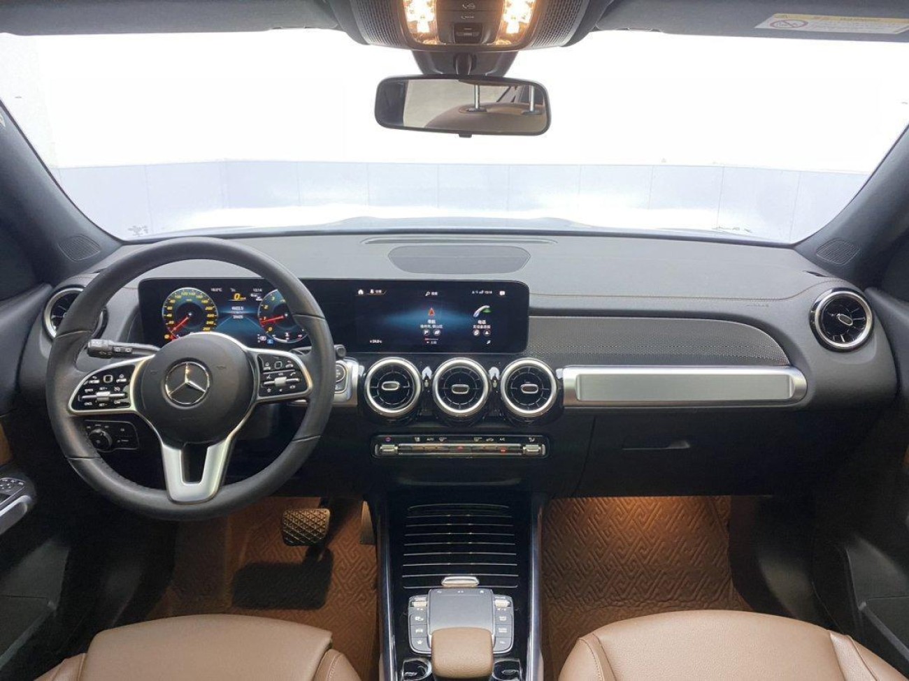 Mercedes-Benz GLB 2023