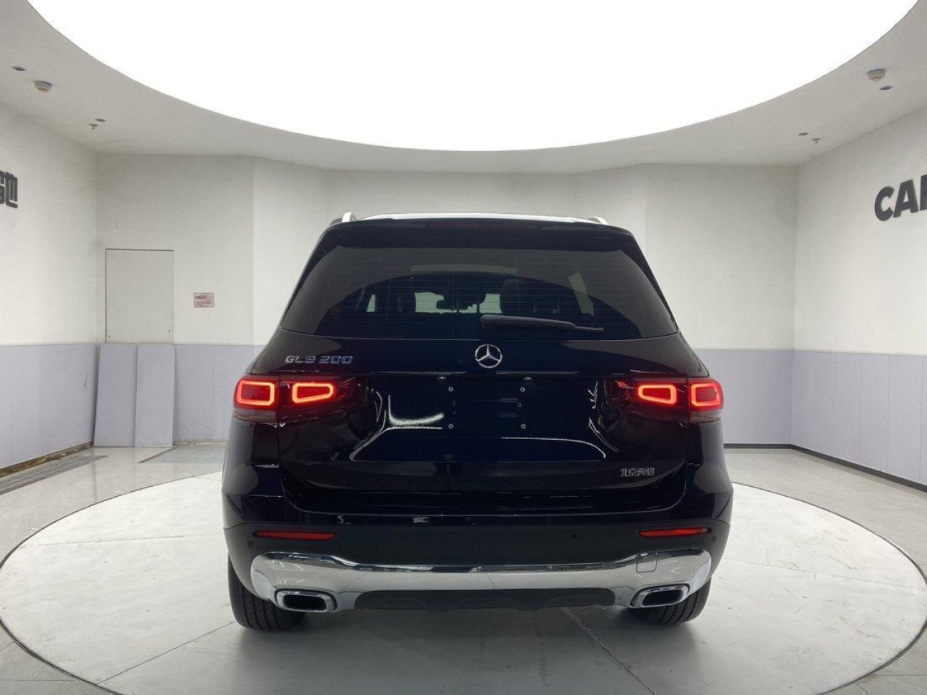 Mercedes-Benz GLB 2023