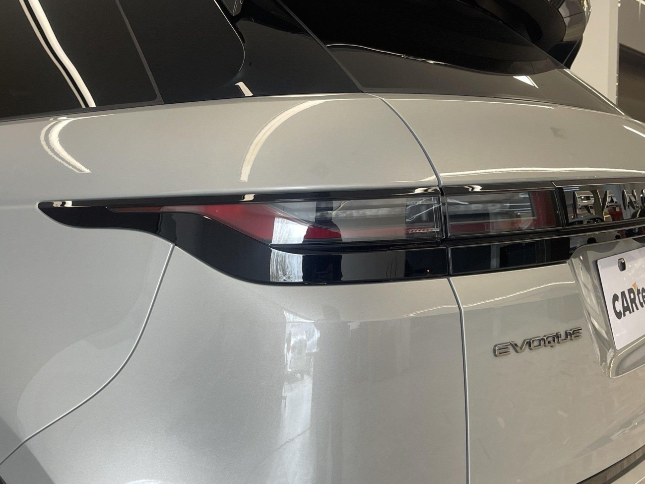 Land Rover Range Rover 2025