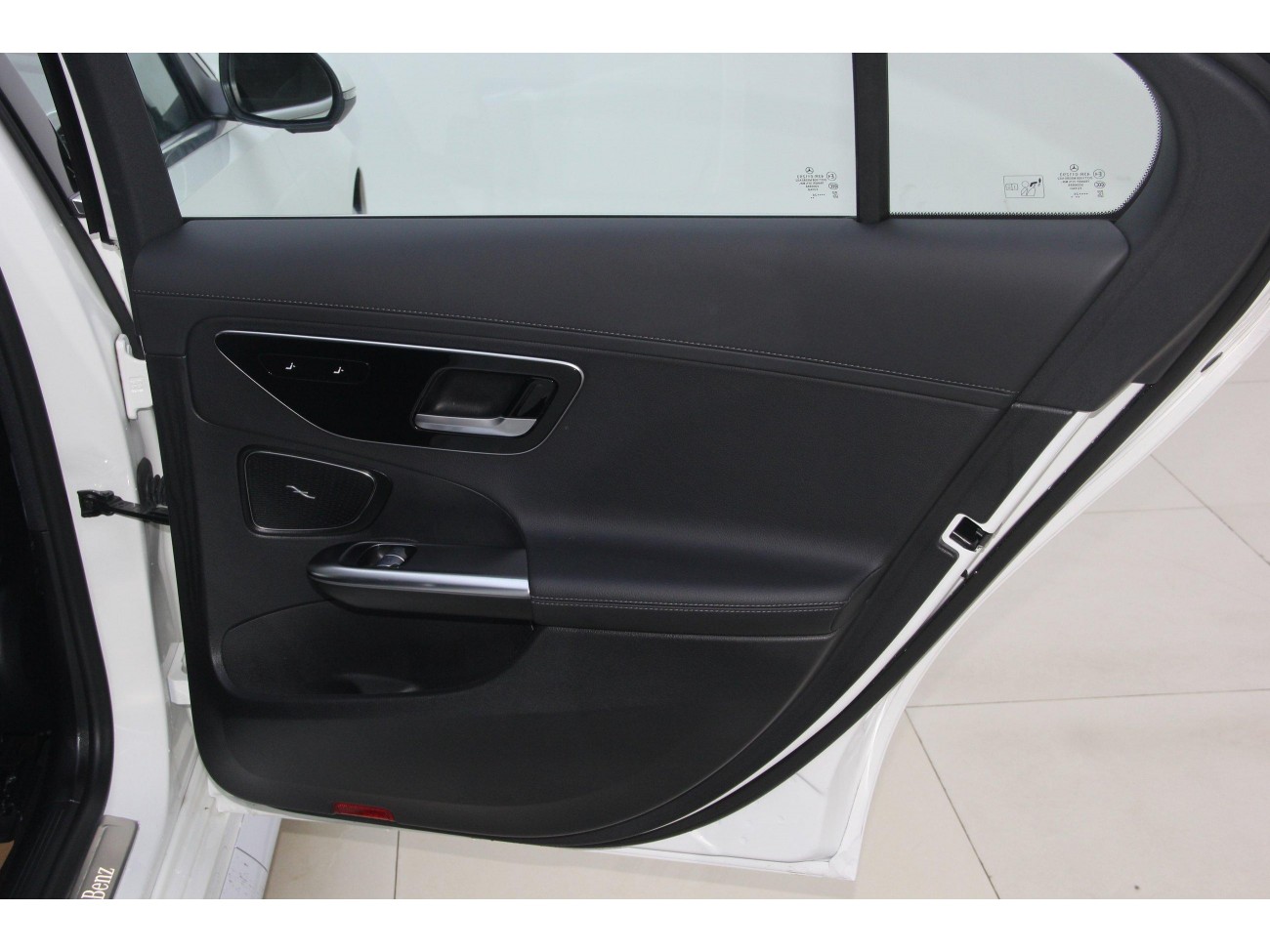 Mercedes-Benz C 260 L 2024
