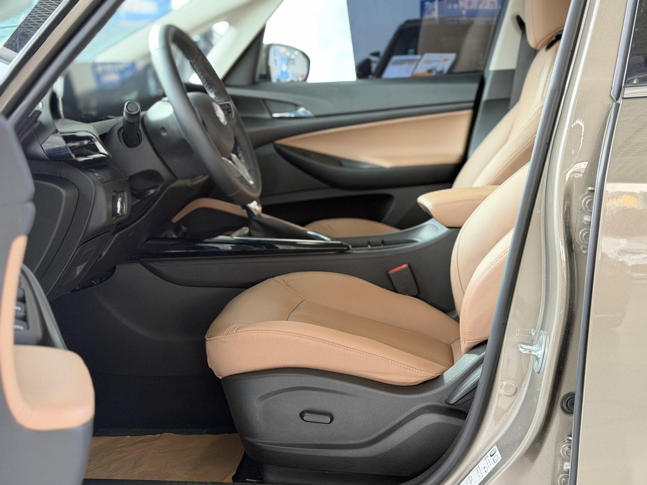 Buick GL6 2023
