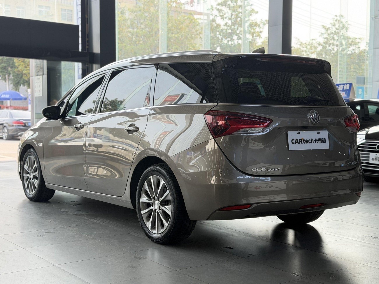 Buick GL6 2023