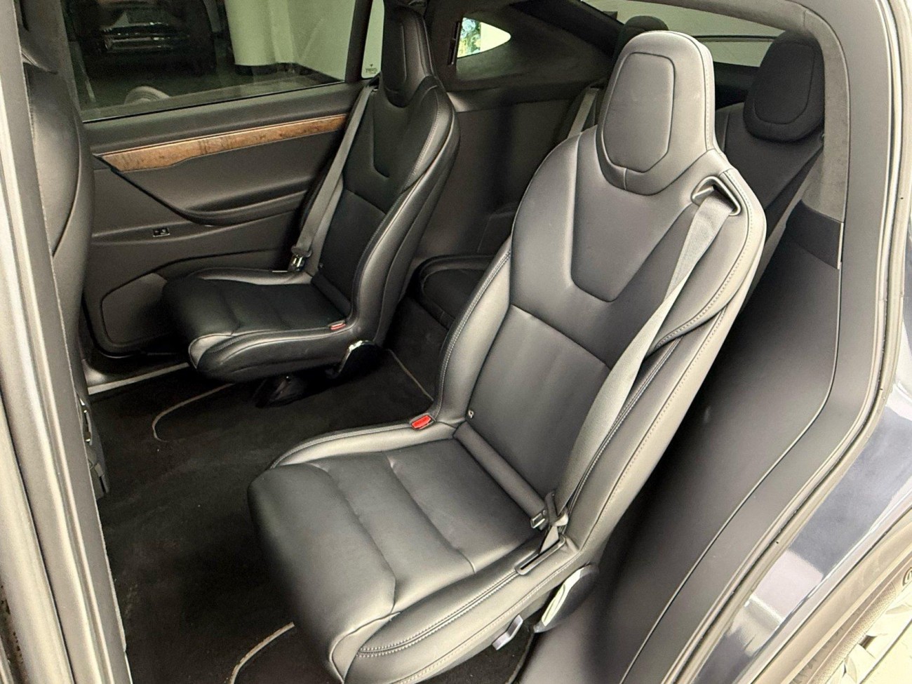 Tesla Model X 2020
