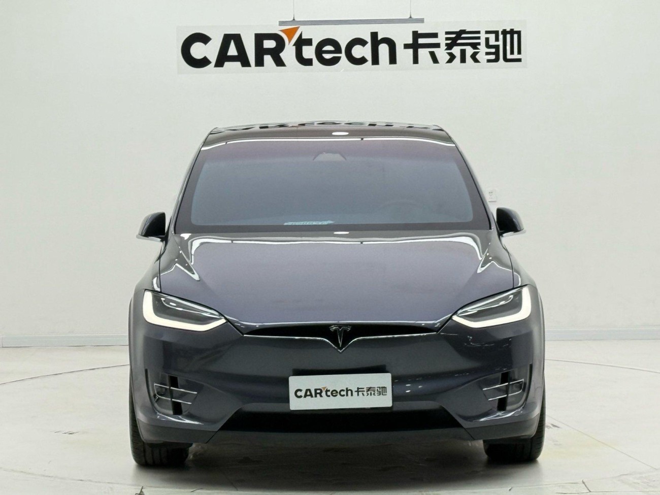 Tesla Model X 2020
